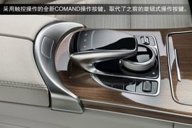 2015款全新一代奔驰C级海外试驾