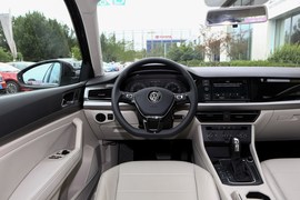 2018款大众朗逸1.5L