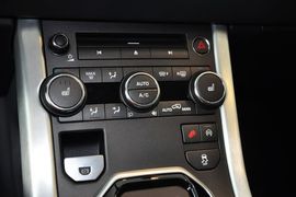 2014款路虎揽胜极光2.0T