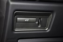 2014款路虎揽胜极光2.0T