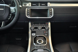 2014款路虎揽胜极光2.0T