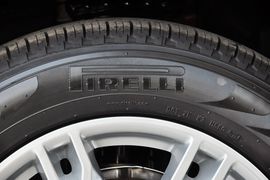 2014款路虎揽胜极光2.0T