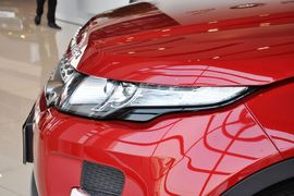 2014款路虎揽胜极光2.0T