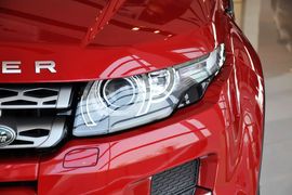 2014款路虎揽胜极光2.0T