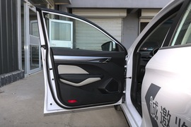 2018款吉利缤瑞14T