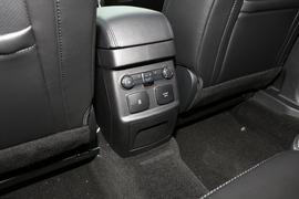 2018款福特探险者