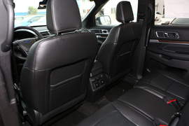 2018款福特探险者