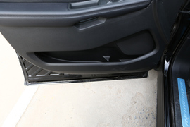 2018款福特探险者