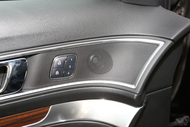 2018款福特探险者