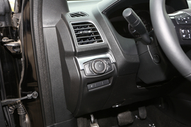 2018款福特探险者