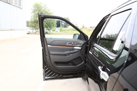 2018款福特探险者