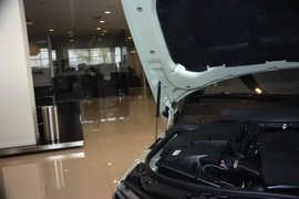 2014款铃木速翼特1.6L手动豪华版