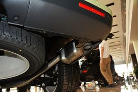 2014款铃木速翼特1.6L手动豪华版