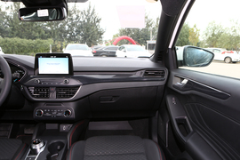 2019款福特福克斯