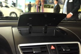 2014款铃木速翼特1.6L手动豪华版
