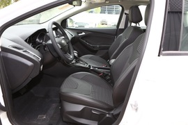 2018款福特福克斯两厢