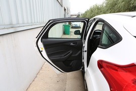 2018款福特福克斯两厢