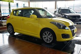 2014款铃木速翼特1.6L手动豪华版
