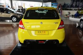 2014款铃木速翼特1.6L手动豪华版