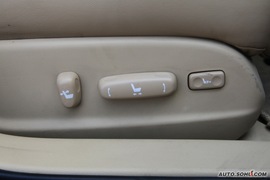 2009款丰田锐志2.5V试驾