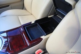 2009款丰田锐志2.5V试驾