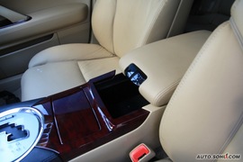 2009款丰田锐志2.5V试驾
