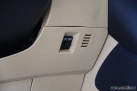 2009款丰田锐志2.5V试驾