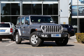 2018款 Jeep牧马人 2.0T Sahara 四门版