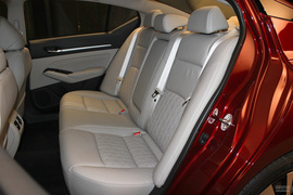 2019款日产天籁ALTIMA