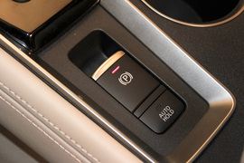 2019款日产天籁ALTIMA