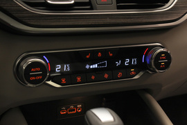 2019款日产天籁ALTIMA