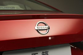 2019款日产天籁ALTIMA