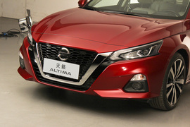 2019款日产天籁ALTIMA