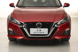 2019款日产天籁ALTIMA