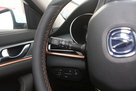 2018款长安逸动XT