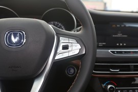 2018款长安逸动XT