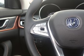 2018款长安逸动XT