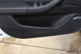 2018款长安逸动XT