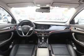 2018款长安逸动XT