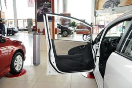 2011款本田飞度1.5L自动豪华版