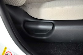 2011款本田飞度1.5L自动豪华版