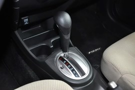 2011款本田飞度1.5L自动豪华版