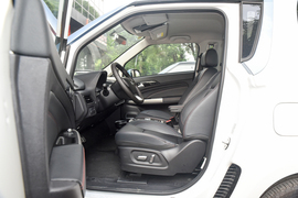 2018款众泰E200