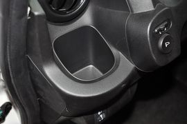 2011款本田飞度1.5L自动豪华版