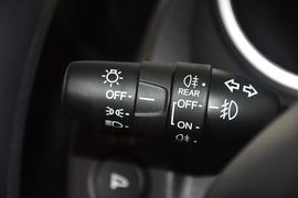 2011款本田飞度1.5L自动豪华版