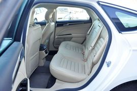 2013款福特蒙迪欧1.5L
