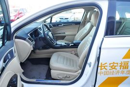 2013款福特蒙迪欧1.5L