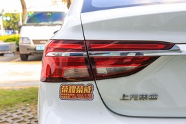 2018款荣威i6