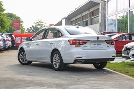 2018款荣威i6