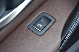 2019款宝马320Li